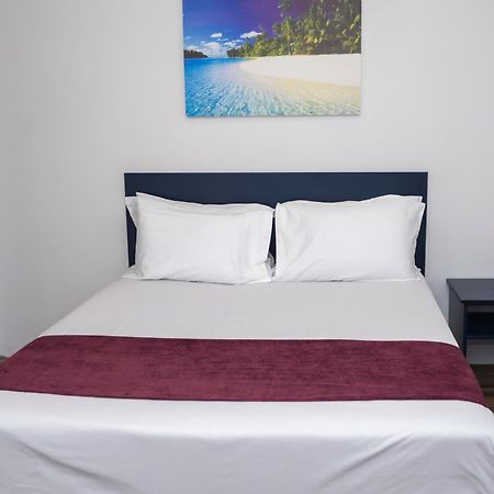 Garden Apartments نادي المظهر الخارجي الصورة