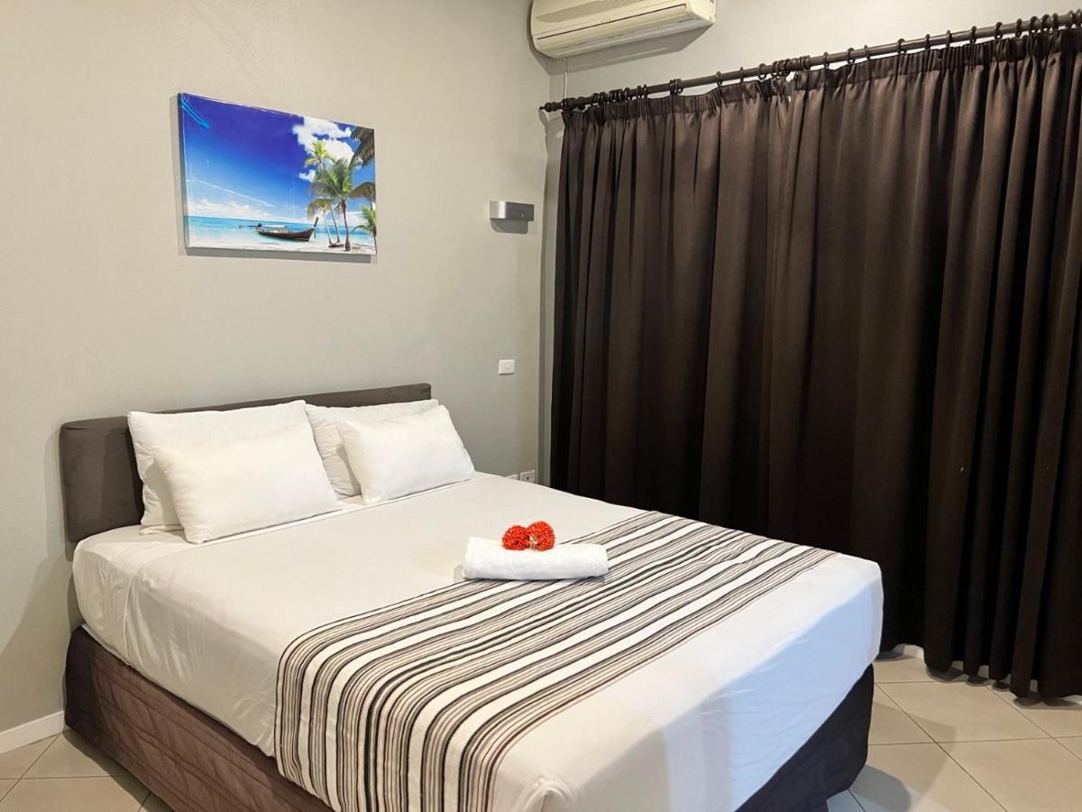 Garden Apartments نادي المظهر الخارجي الصورة
