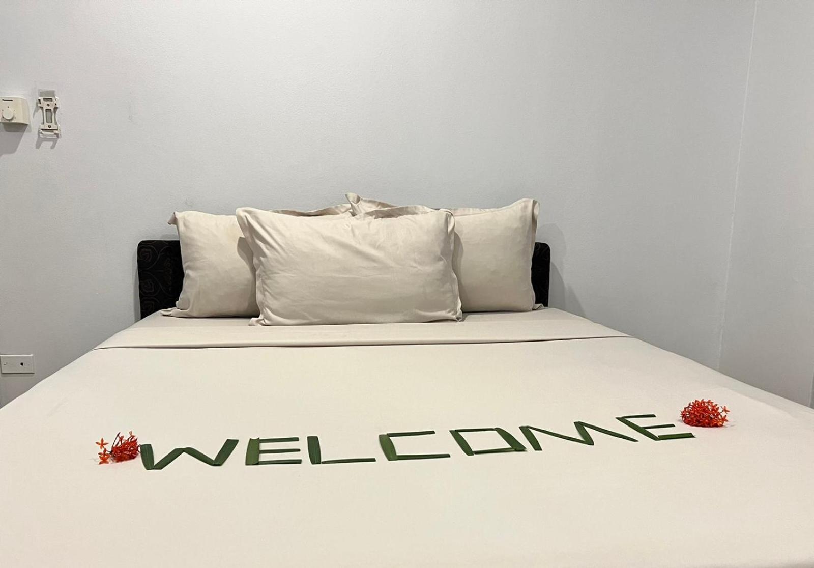 Garden Apartments نادي المظهر الخارجي الصورة