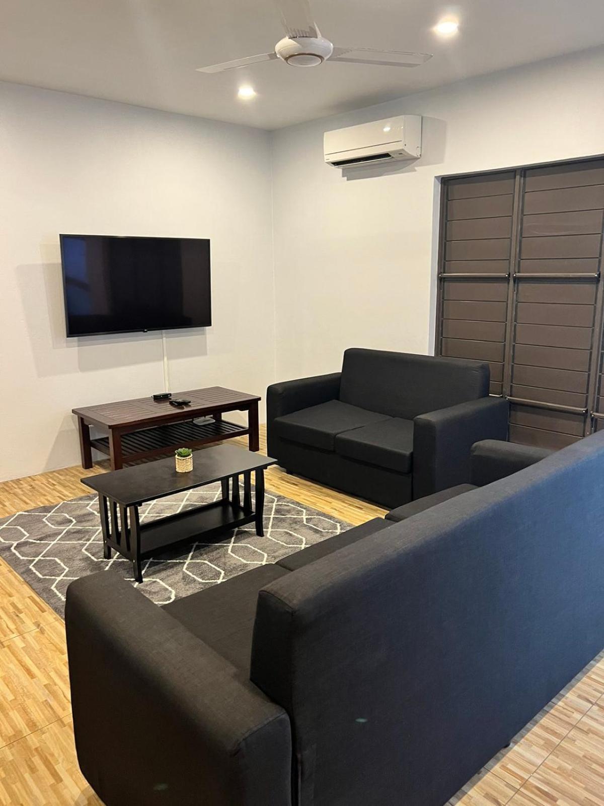 Garden Apartments نادي المظهر الخارجي الصورة