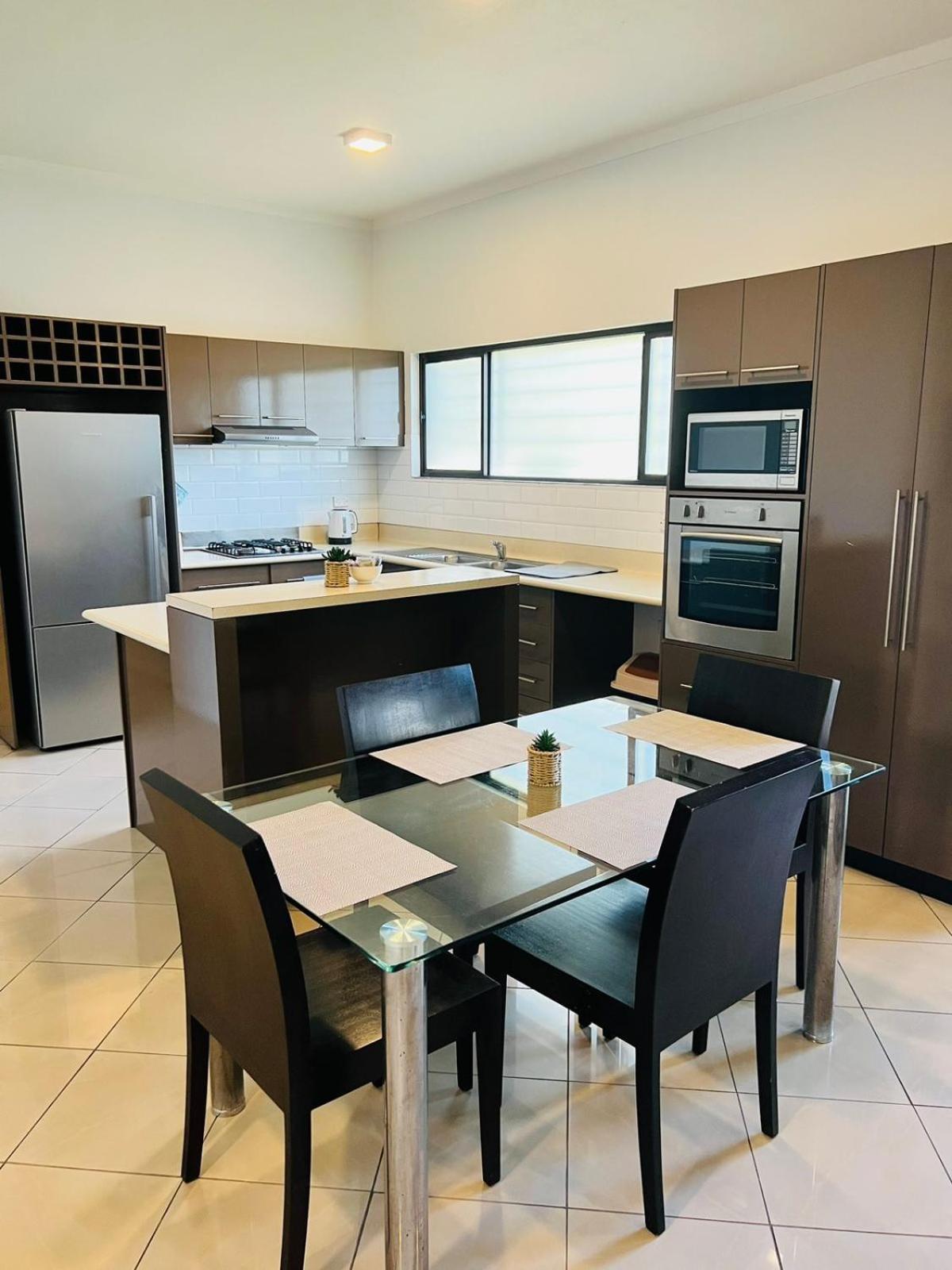 Garden Apartments نادي المظهر الخارجي الصورة