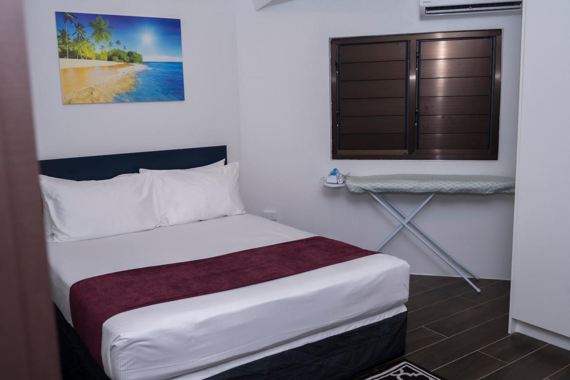 Garden Apartments نادي المظهر الخارجي الصورة