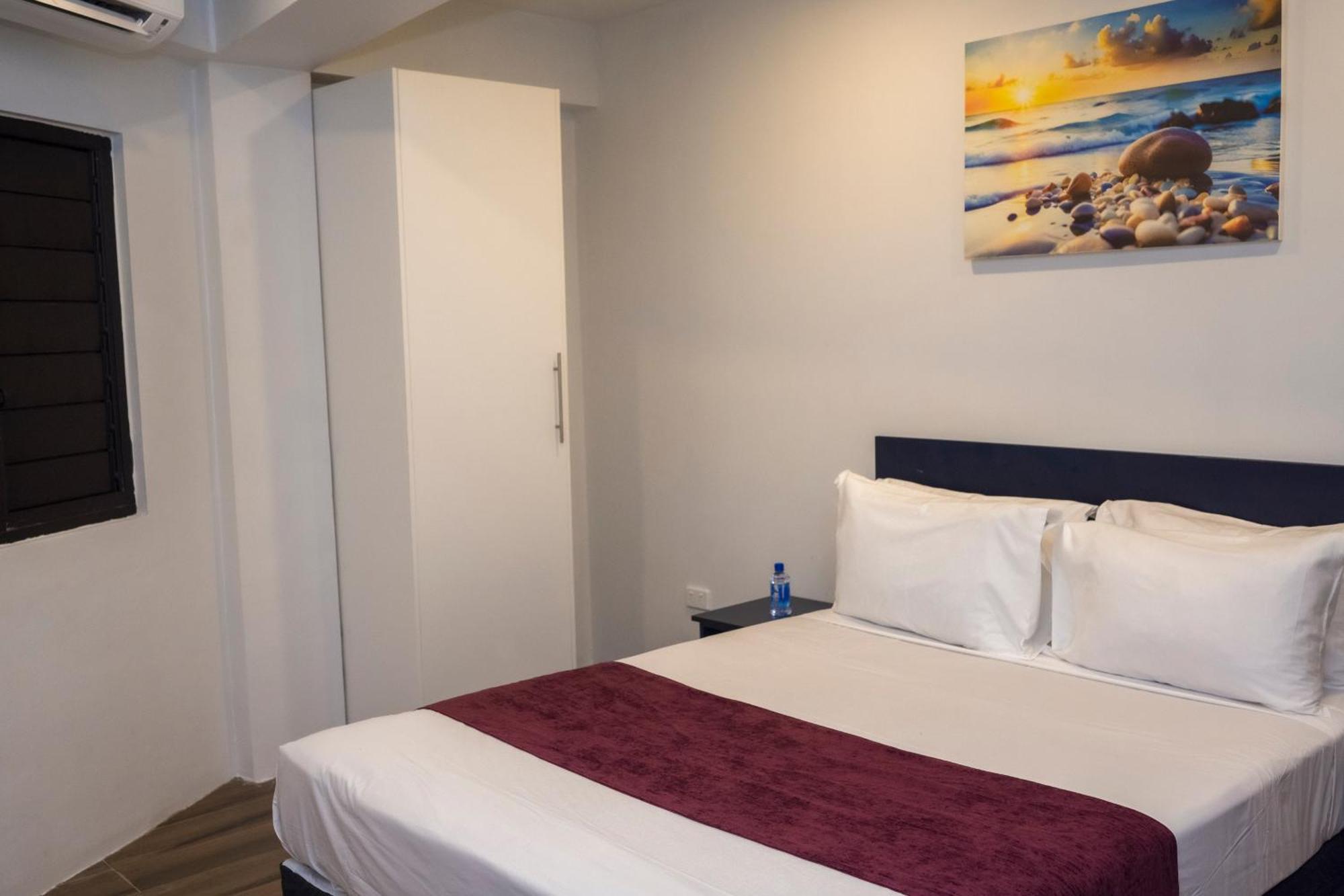 Garden Apartments نادي المظهر الخارجي الصورة